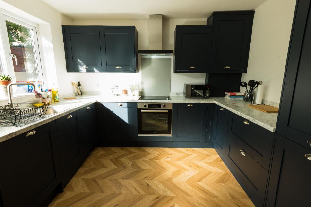 Amazing New 3 Double Bed House In Staple Hill! Apartamento Bristol Exterior foto