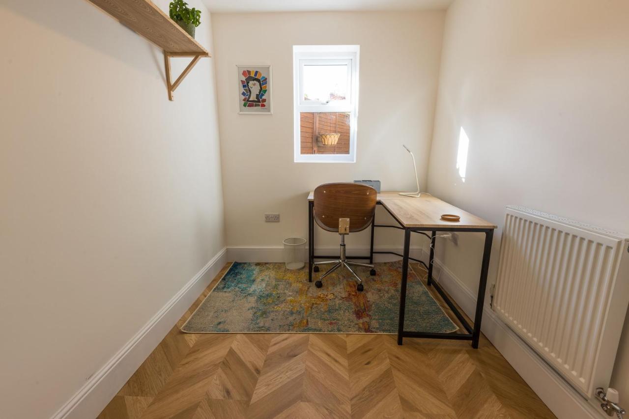 Amazing New 3 Double Bed House In Staple Hill! Apartamento Bristol Exterior foto