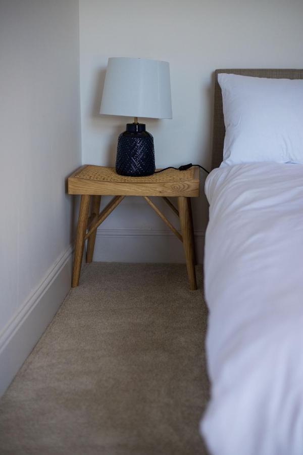 Amazing New 3 Double Bed House In Staple Hill! Apartamento Bristol Exterior foto