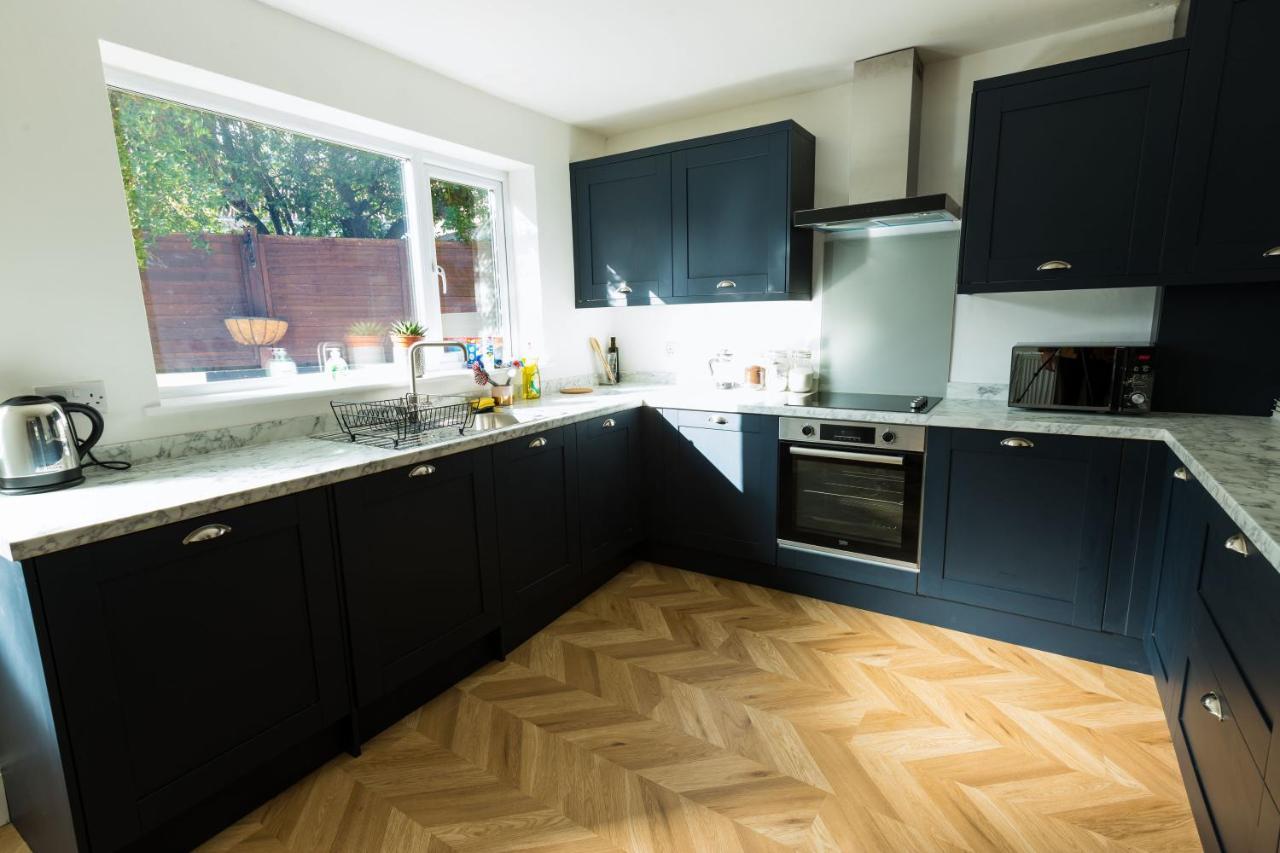 Amazing New 3 Double Bed House In Staple Hill! Apartamento Bristol Exterior foto